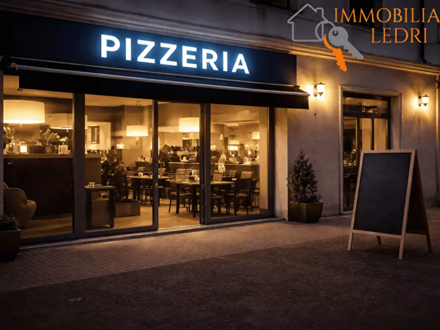 Immagine 3 di Attività commerciale in vendita  in Corso Cavour a Verona