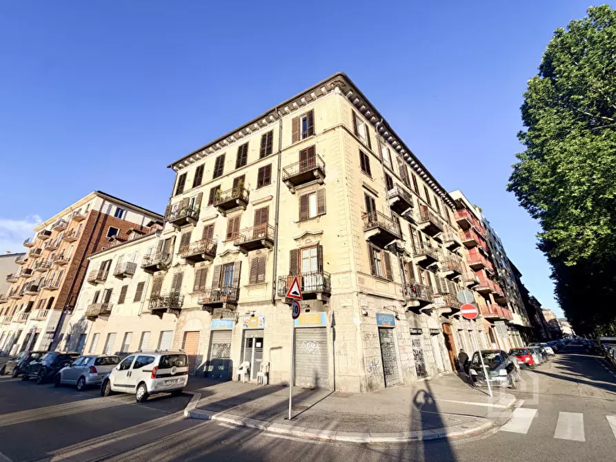 Immagine 3 di Negozio in vendita  in Corso Principe Oddone 84 a Torino