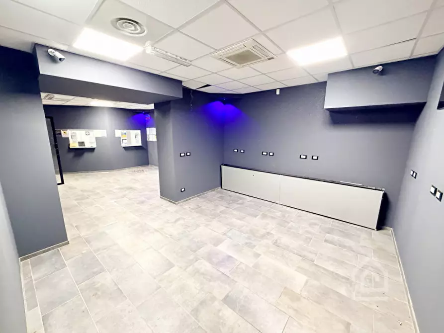 Immagine 9 di Negozio in vendita  in Corso Principe Oddone 84 a Torino
