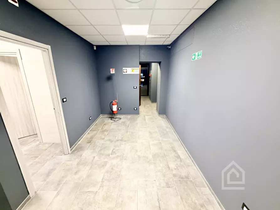 Immagine 15 di Negozio in vendita  in Corso Principe Oddone 84 a Torino
