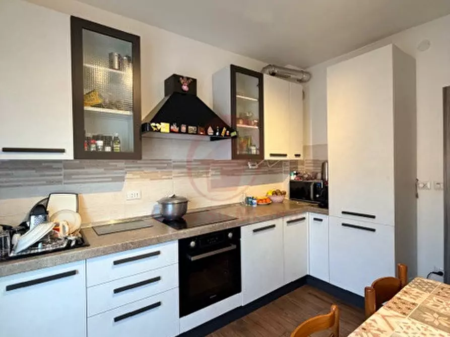 Immagine 1 di Appartamento in vendita  in Via Michelangelo Buonarroti a Padova