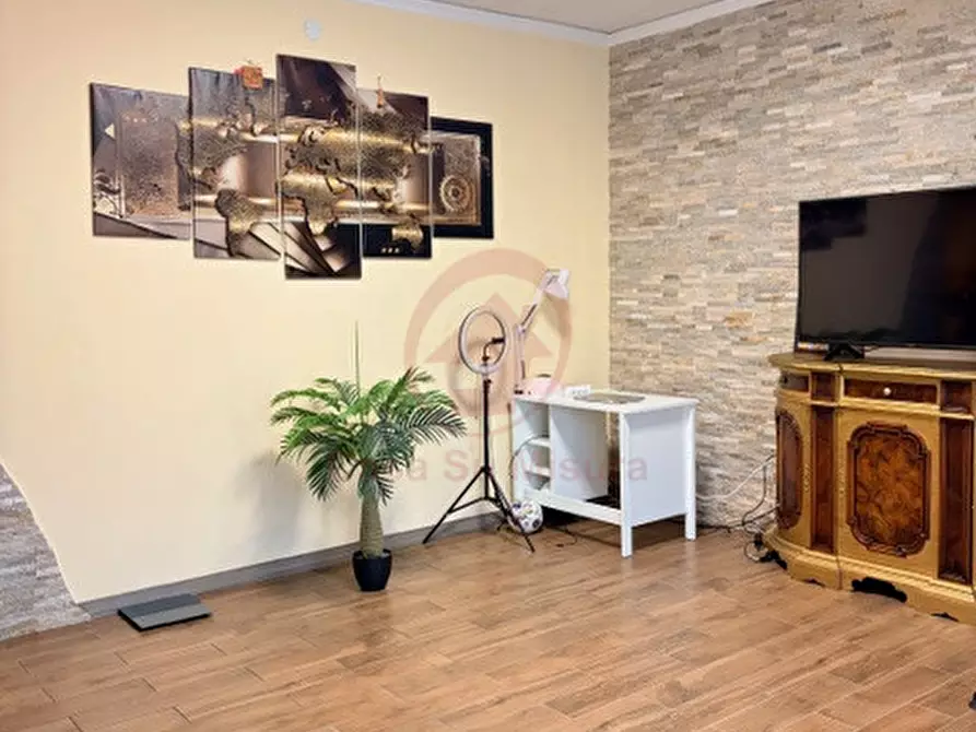 Immagine 5 di Appartamento in vendita  in Via Michelangelo Buonarroti a Padova