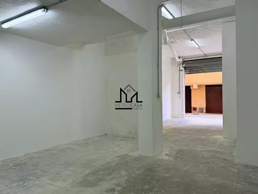 Immagine 14 di Posto auto in affitto  a Palermo