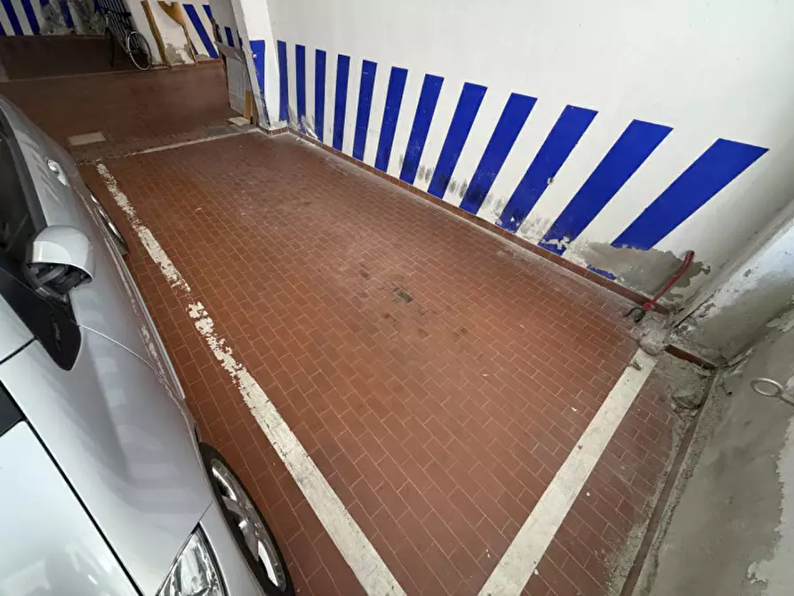 Immagine 3 di Posto auto in affitto  in Strada Maggiore a Bologna