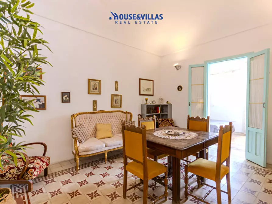 Immagine 3 di Casa indipendente in vendita  in Via Giovanni Aurispa a Noto