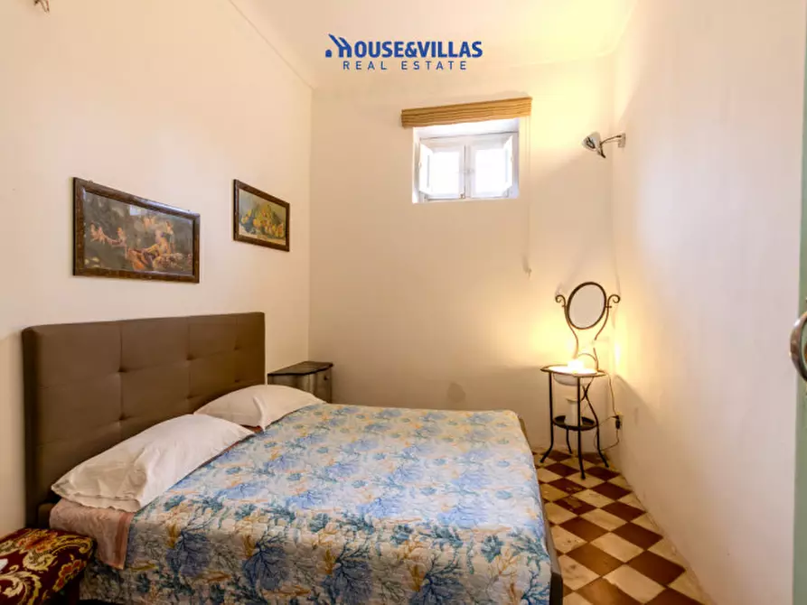 Immagine 15 di Casa indipendente in vendita  in Via Giovanni Aurispa a Noto