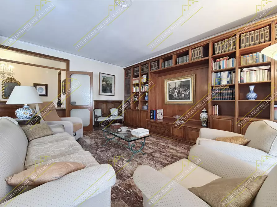 Immagine 2 di Appartamento in vendita  in Via Francesco Prampolini 204 a Modena