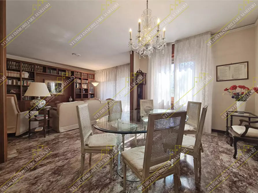 Immagine 7 di Appartamento in vendita  in Via Francesco Prampolini 204 a Modena