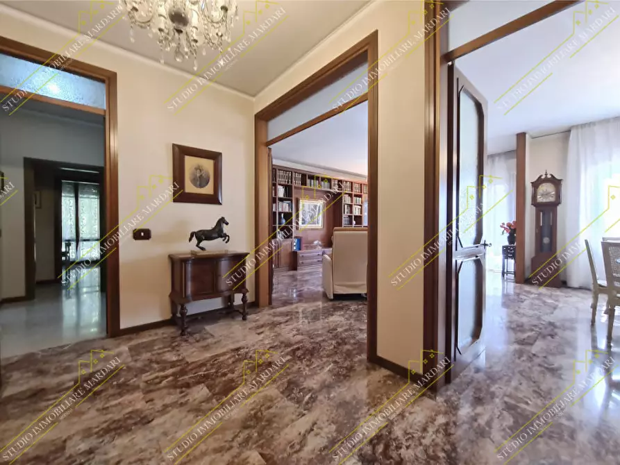 Immagine 12 di Appartamento in vendita  in Via Francesco Prampolini 204 a Modena