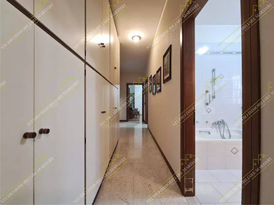 Immagine 29 di Appartamento in vendita  in Via Francesco Prampolini 204 a Modena