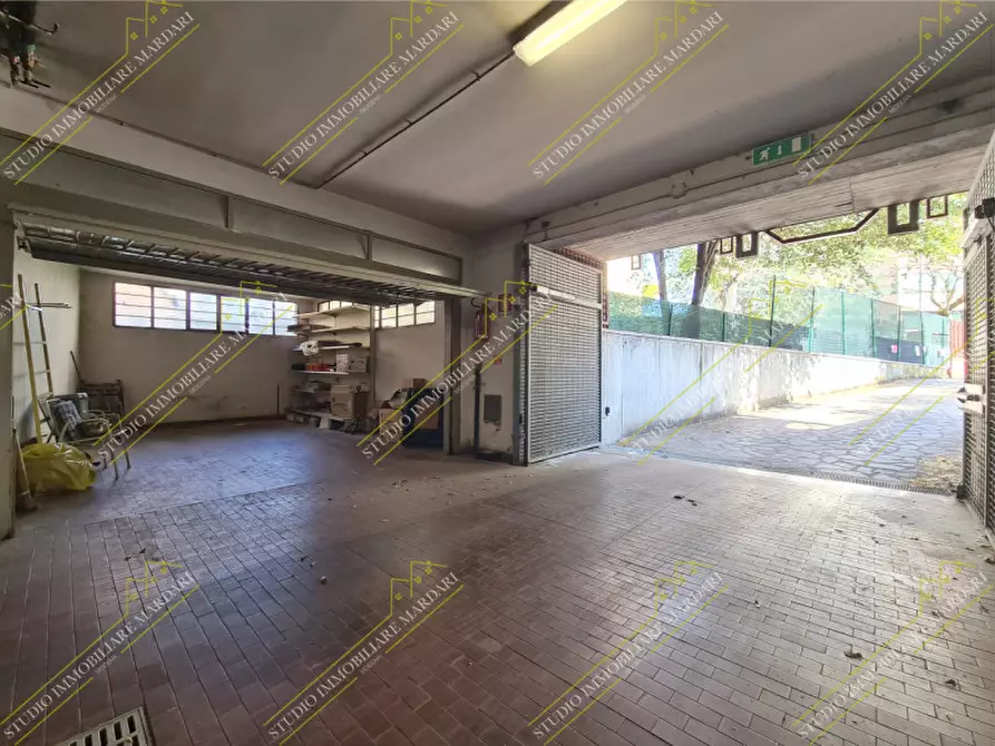 Immagine 43 di Appartamento in vendita  in Via Francesco Prampolini 204 a Modena