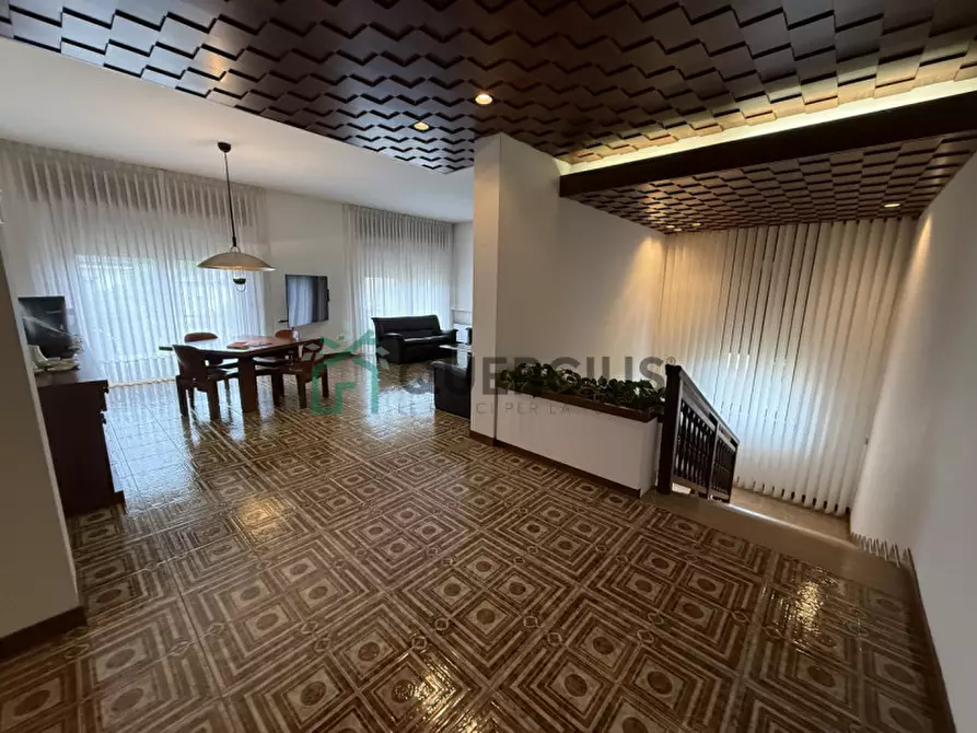 Immagine 3 di Villa in vendita  in Viale Europa a Monteforte D'alpone