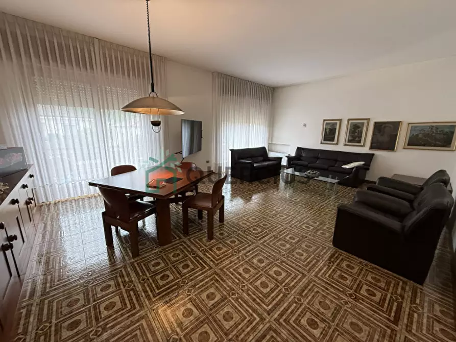 Immagine 5 di Villa in vendita  in Viale Europa a Monteforte D'alpone