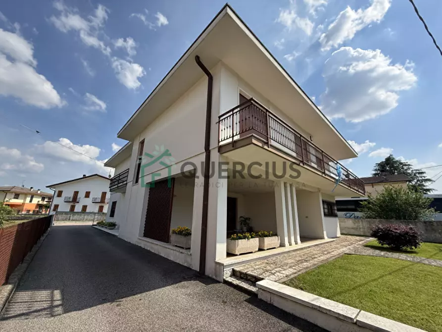 Immagine 38 di Villa in vendita  in Viale Europa a Monteforte D'alpone