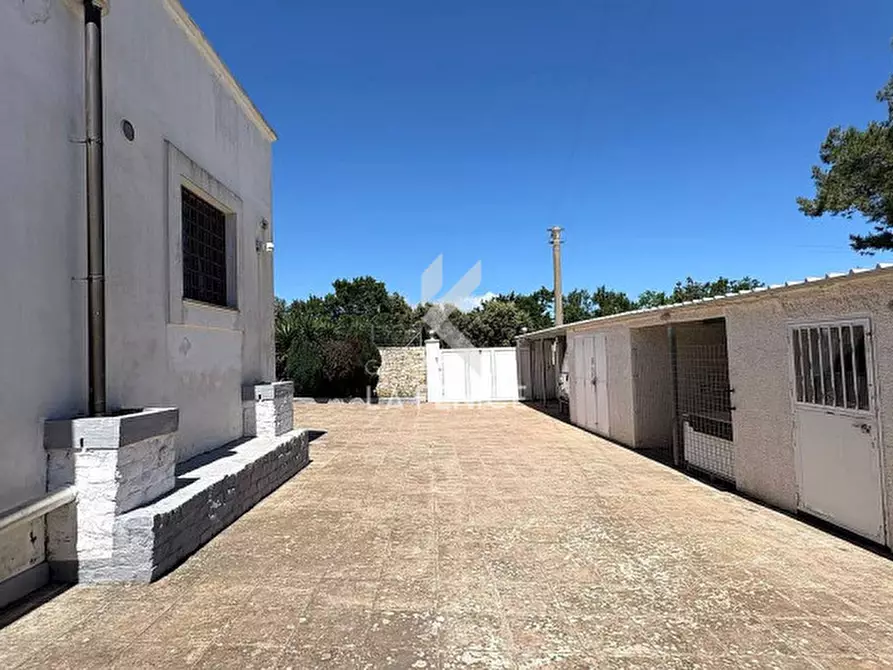 Immagine 22 di Casa indipendente in vendita  in Strada Crispiano 150 a Martina Franca