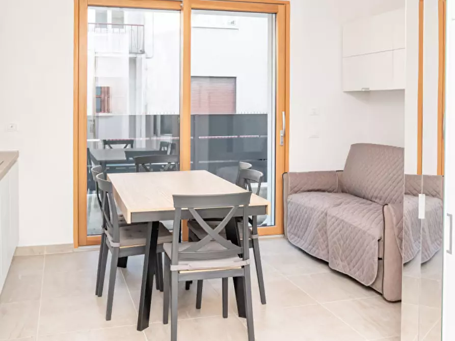 Immagine 4 di Appartamento in affitto  a Padova