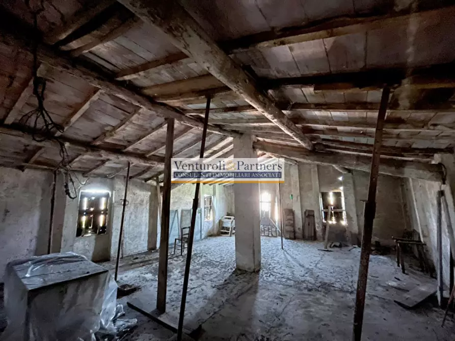 Immagine 15 di Rustico / casale in vendita  in Via Schia a Lonato del Garda