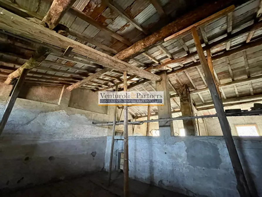 Immagine 19 di Rustico / casale in vendita  in Via Schia a Lonato del Garda
