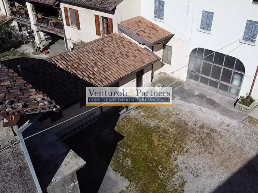Immagine 23 di Rustico / casale in vendita  in Via Schia a Lonato del Garda