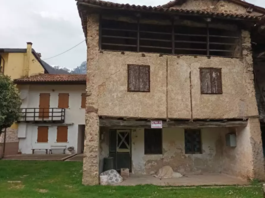 Immagine 1 di Villetta a schiera in vendita  in Valli del Pasubio a Valli Del Pasubio