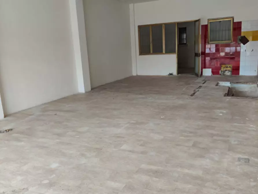 Immagine 2 di Negozio in vendita  in Via Carlo Mazzoli Taic 6 a Maniago