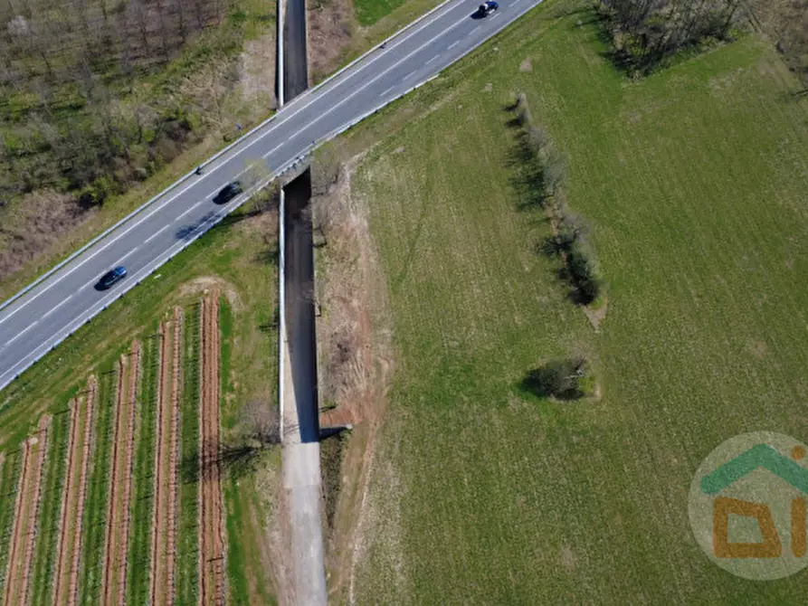 Immagine 4 di Terreno in vendita  in Via Aquileia a Cormons