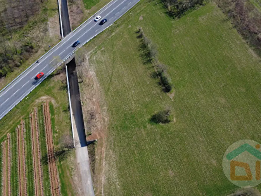 Immagine 5 di Terreno in vendita  in Via Aquileia a Cormons