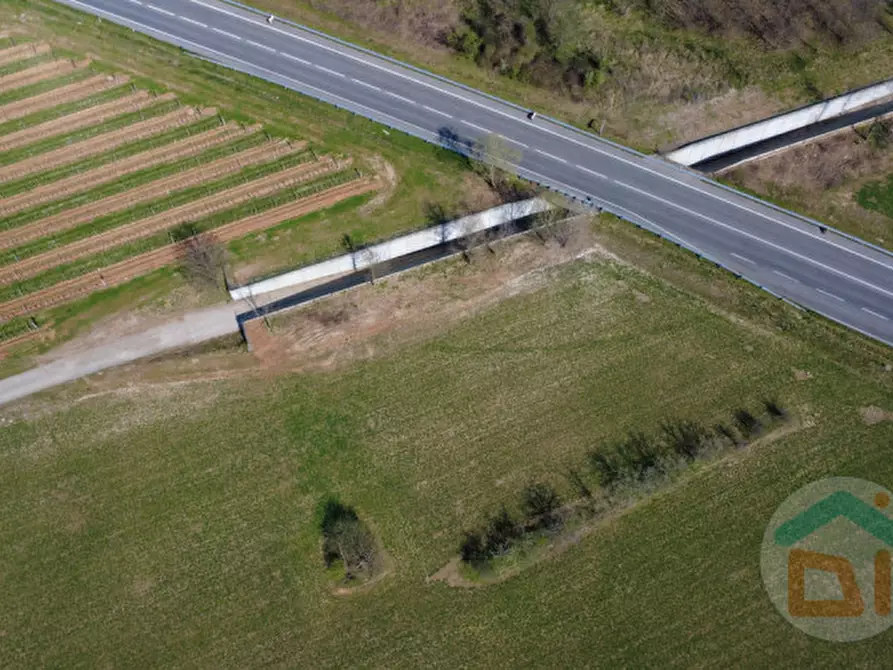 Immagine 11 di Terreno in vendita  in Via Aquileia a Cormons