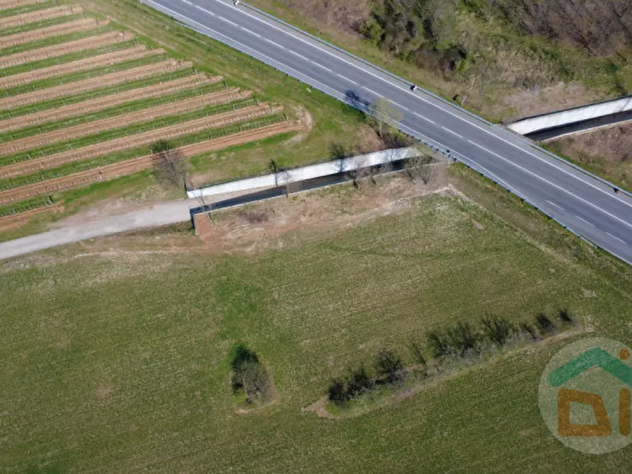 Immagine 12 di Terreno in vendita  in Via Aquileia a Cormons
