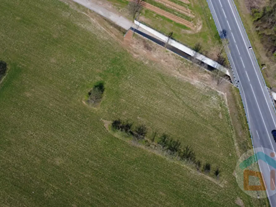 Immagine 16 di Terreno in vendita  in Via Aquileia a Cormons