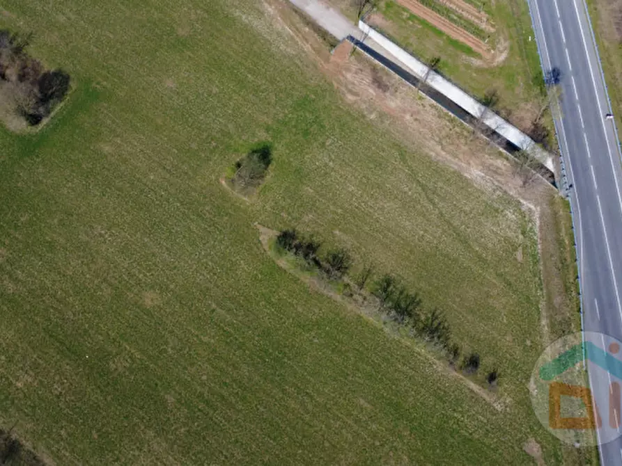 Immagine 18 di Terreno in vendita  in Via Aquileia a Cormons