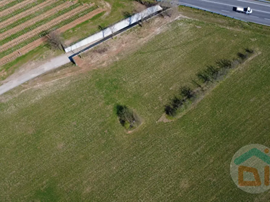 Immagine 19 di Terreno in vendita  in Via Aquileia a Cormons