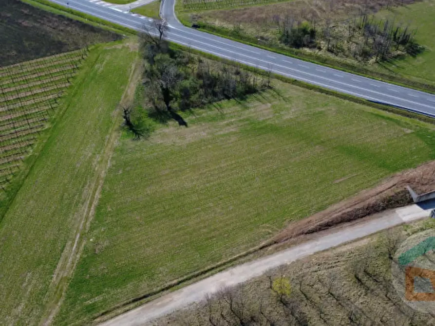 Immagine 11 di Terreno in vendita  in Via Aquileia a Cormons