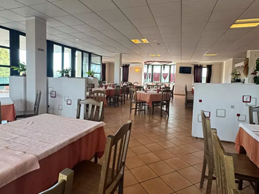 Immagine 6 di Attività commerciale in vendita  in Via Volontè, 1 a Sassari