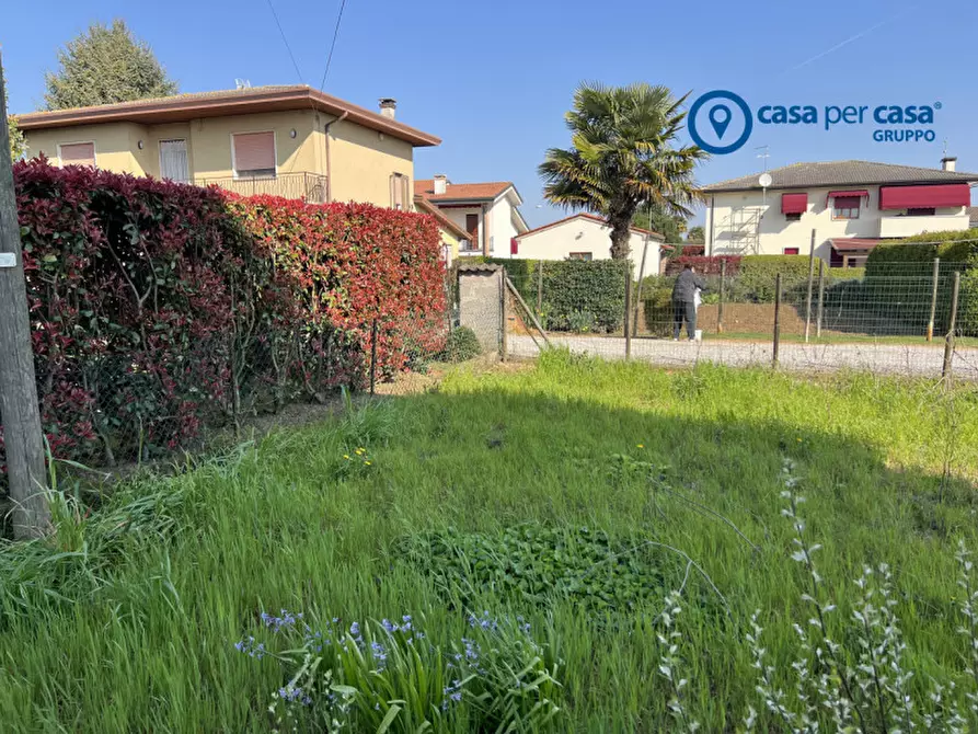 Immagine 28 di Villetta a schiera in vendita  in Via Valcorba a Pozzonovo