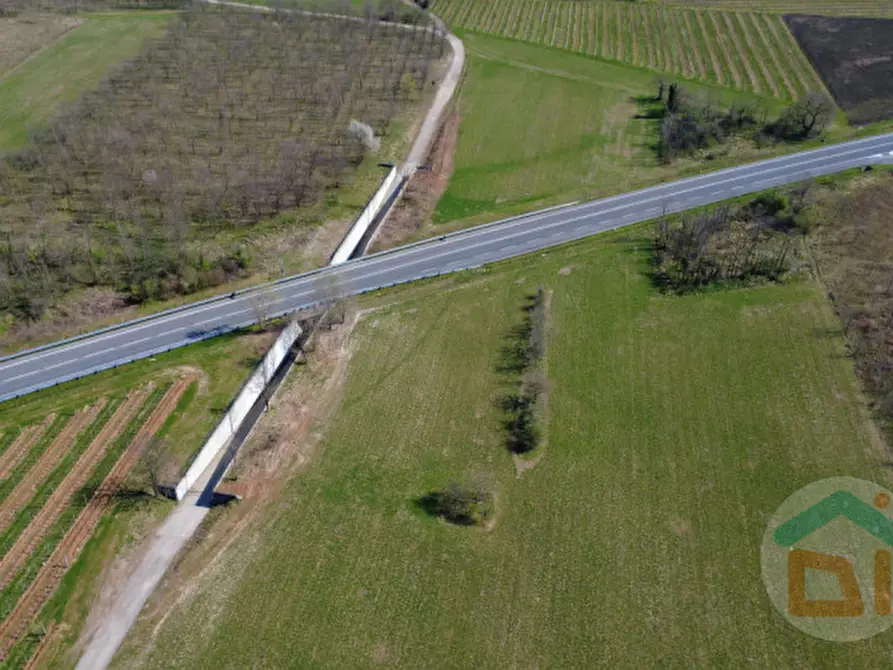 Immagine 8 di Terreno in vendita  in Via Aquileia a Cormons