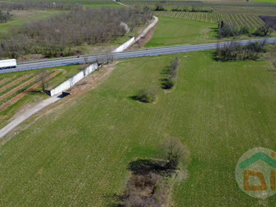 Immagine 16 di Terreno in vendita  in Via Aquileia a Cormons