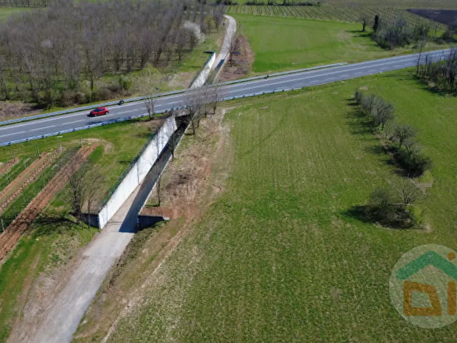 Immagine 18 di Terreno in vendita  in Via Aquileia a Cormons