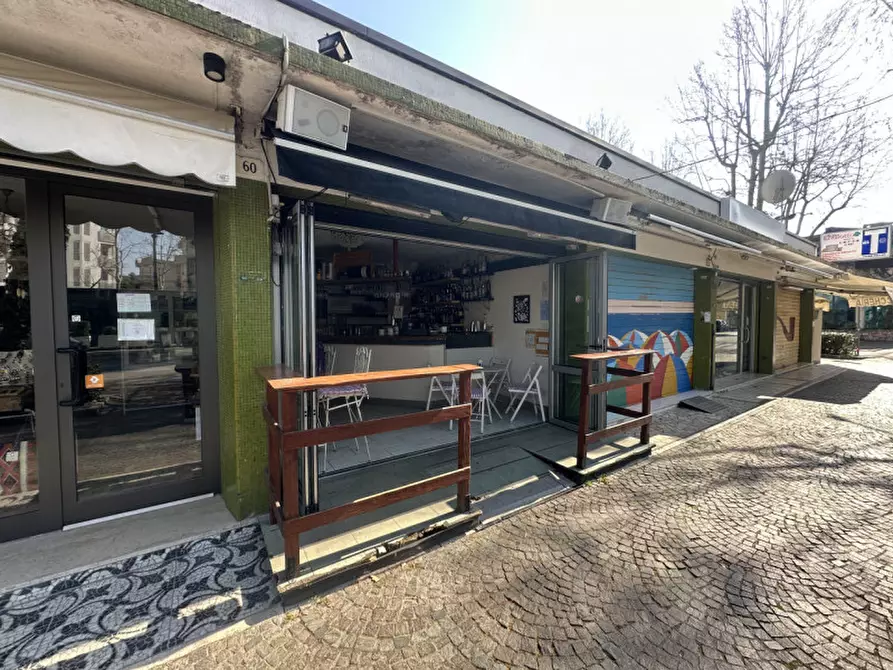 Immagine 9 di Attività commerciale in vendita  in Viale Anita Garibaldi 58 a Cesenatico