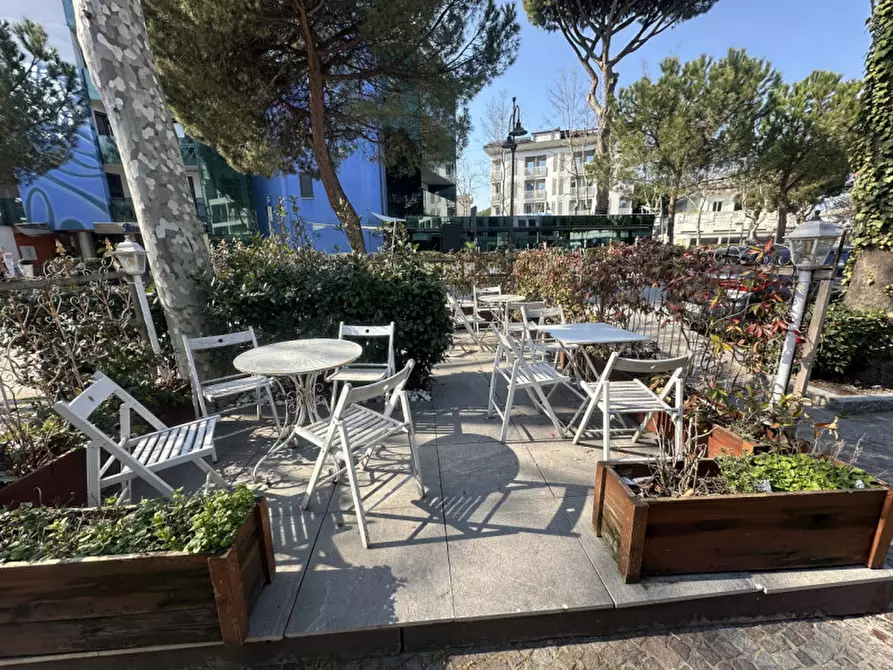 Immagine 15 di Attività commerciale in vendita  in Viale Anita Garibaldi 58 a Cesenatico