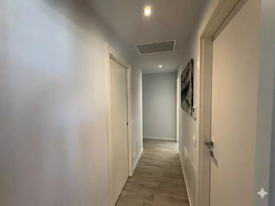 Immagine 8 di Appartamento in vendita  in Via Fratelli Bandiera 19 a Bergamo