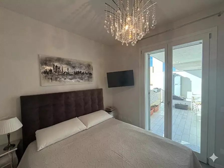 Immagine 9 di Appartamento in vendita  in Via Fratelli Bandiera 19 a Bergamo