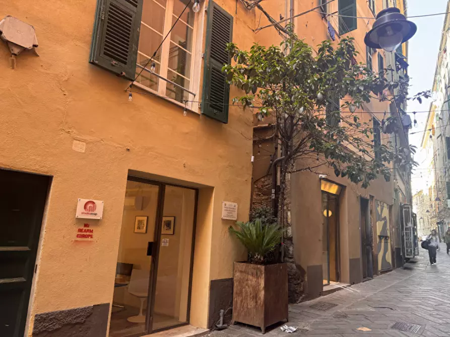 Immagine 5 di Appartamento in vendita  in Via di Pre a Genova