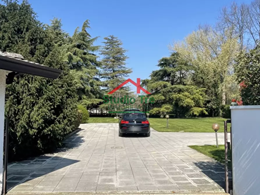 Immagine 20 di Casa bifamiliare in vendita  in Via Ca' Sagredo a Venezia