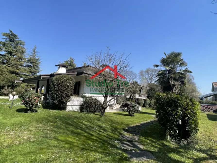 Immagine 35 di Casa bifamiliare in vendita  in Via Ca' Sagredo a Venezia