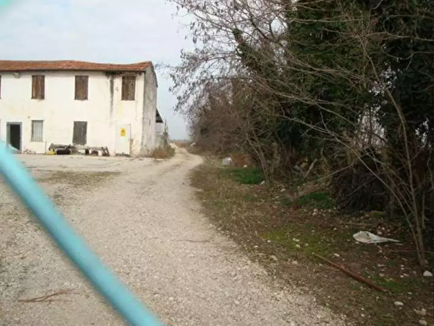 Immagine 6 di Terreno in vendita  in Strada La Rizza a Villafranca Di Verona