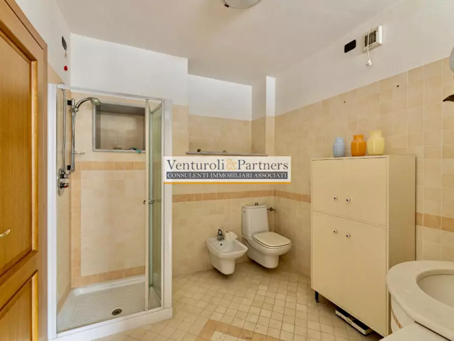 Immagine 19 di Appartamento in vendita  in piazza duomo a Salò