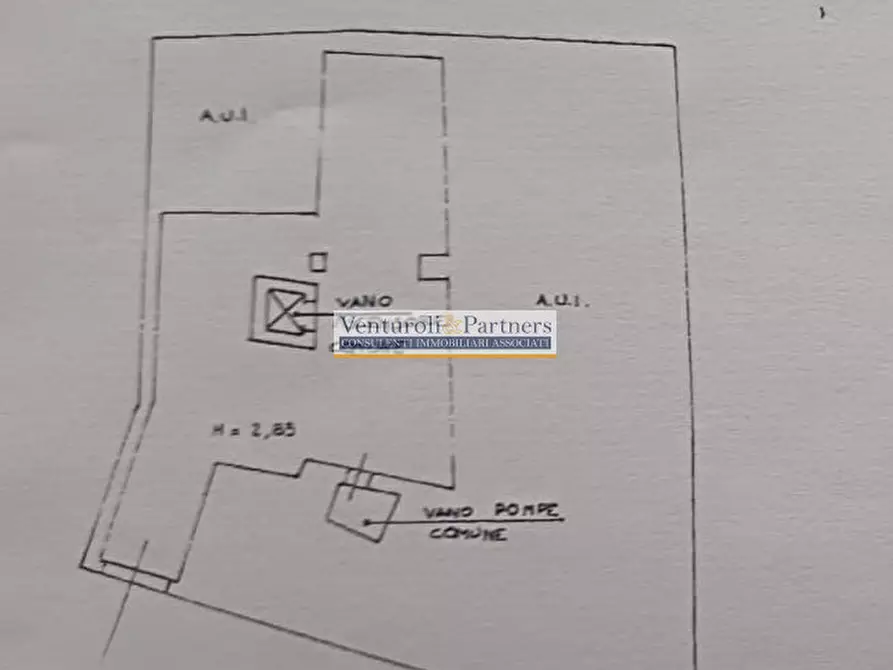 Immagine 27 di Appartamento in vendita  in piazza duomo a Salò