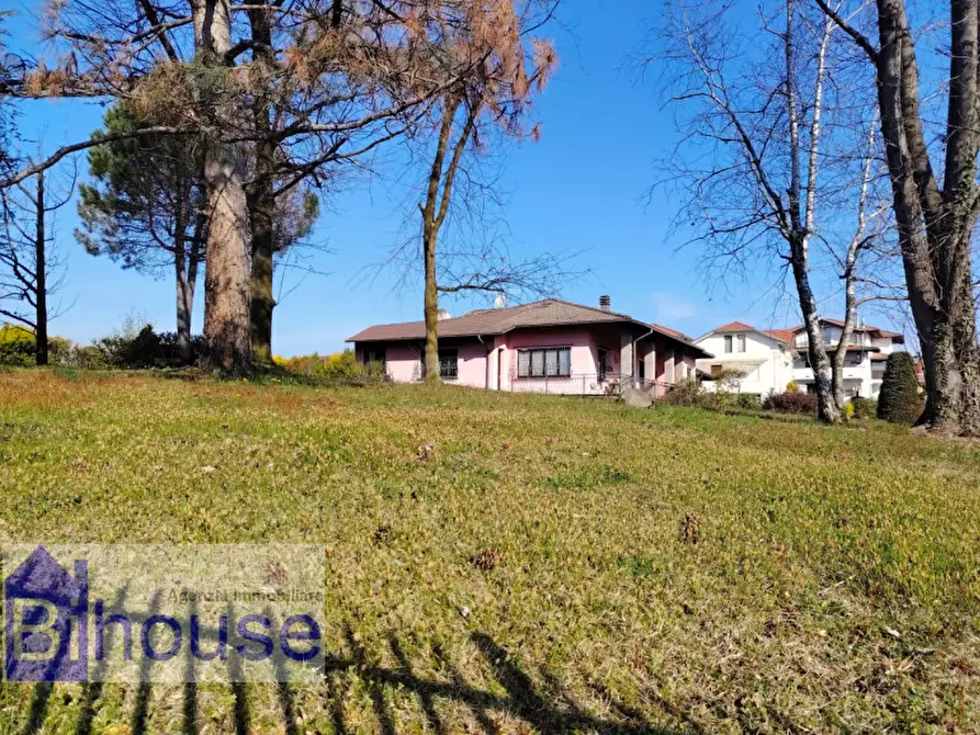 Immagine 3 di Villa in vendita  a Cossato