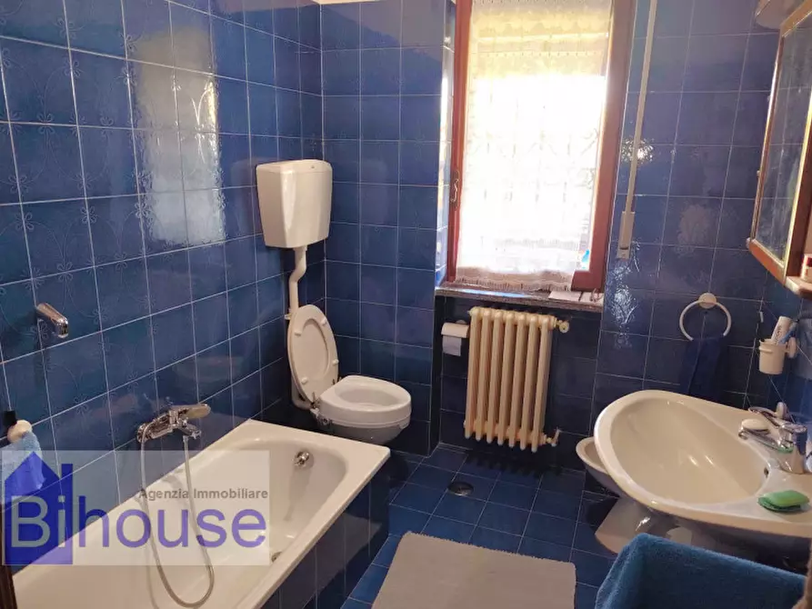 Immagine 26 di Villa in vendita  a Cossato